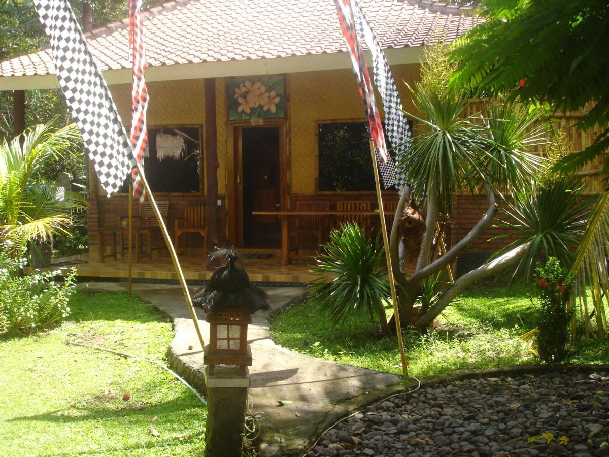 Dormitory Sedap Malam Singaraja Eksteriør bilde