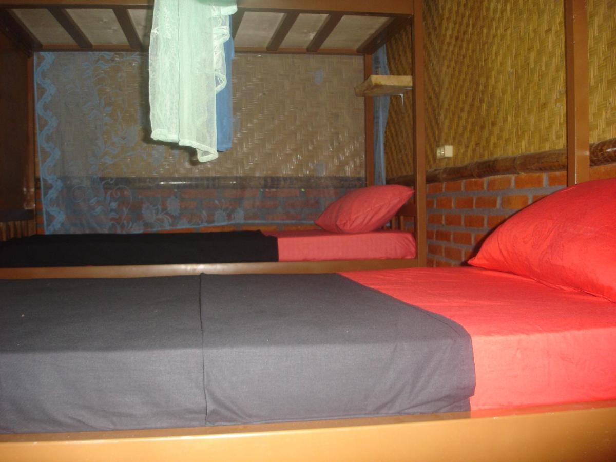 Dormitory Sedap Malam Singaraja Eksteriør bilde