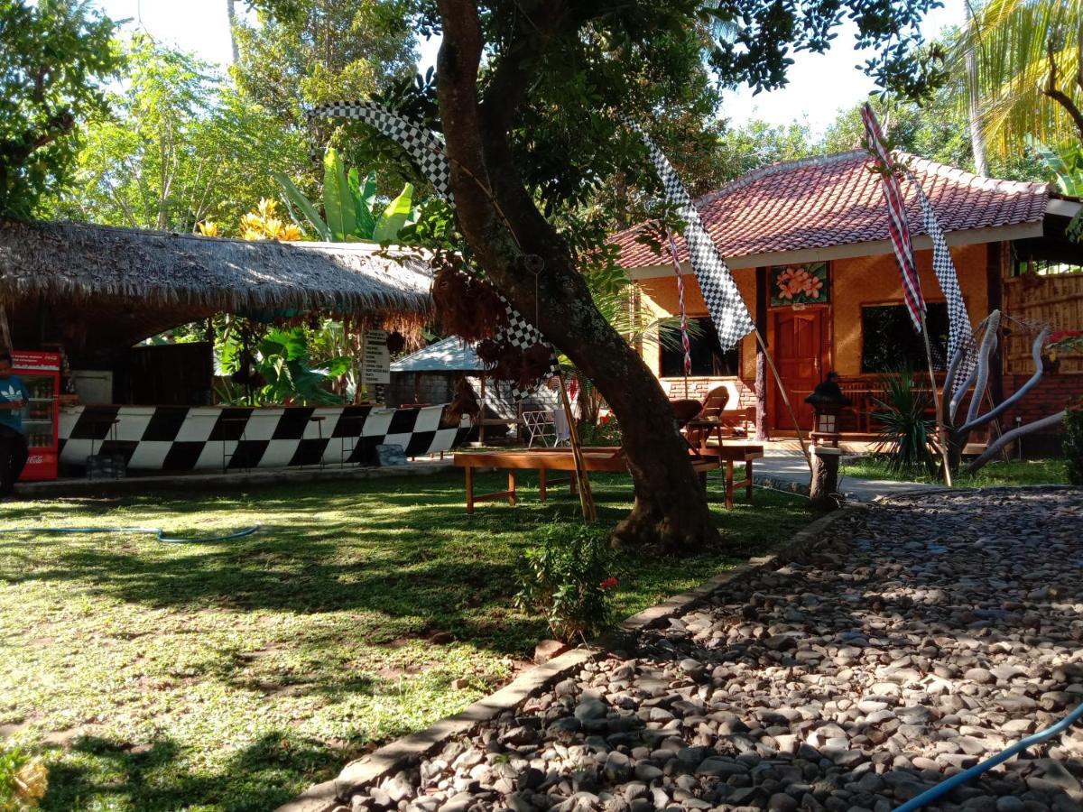Dormitory Sedap Malam Singaraja Eksteriør bilde